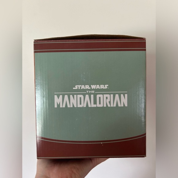 New In Box Star Wars The Mandalorian Scentsy Buddy & Air of Adventure Scent Pak - Picture 4 of 12